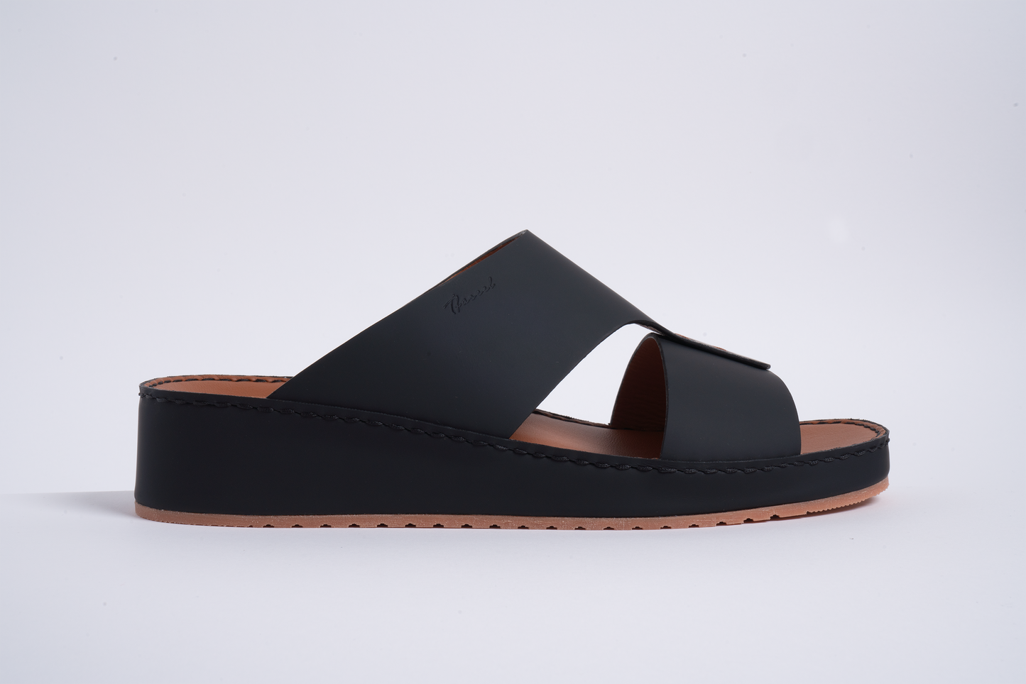 MADAR – Obsidian Black
