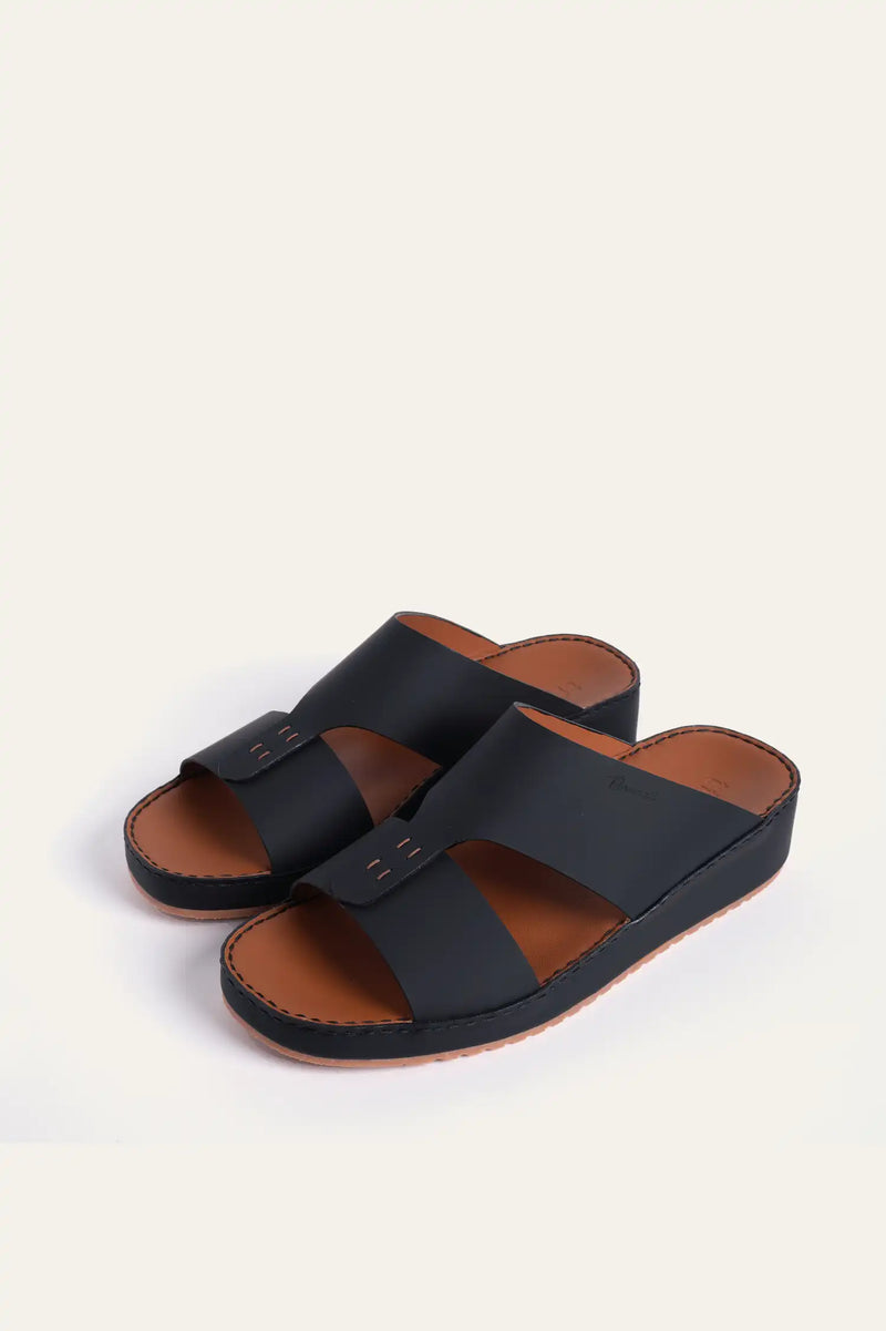 MADAR – Obsidian Black