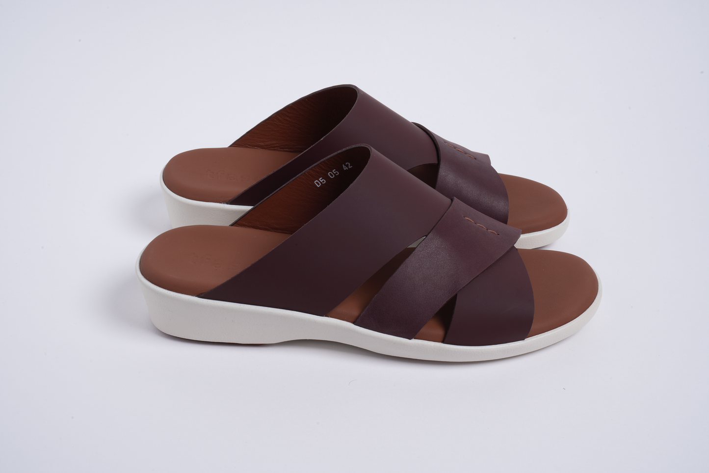 SA'AF – Classic Burgundy